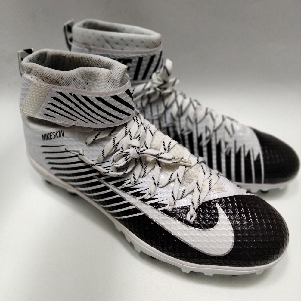 Nike Lunarbeast Elite TD Football Cleats